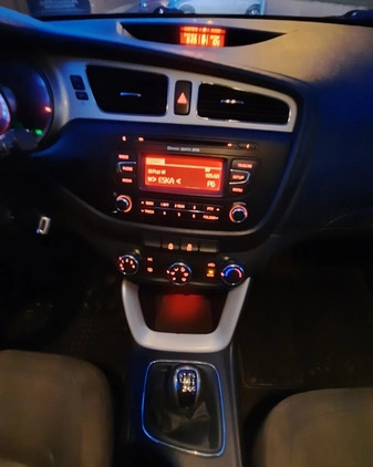 Kia Ceed cena 29000 przebieg: 260000, rok produkcji 2015 z Warszawa małe 352
